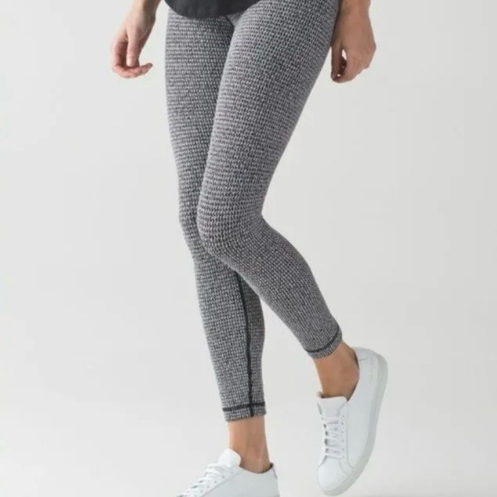 lululemon athletica Heather Gray Textured Leggings